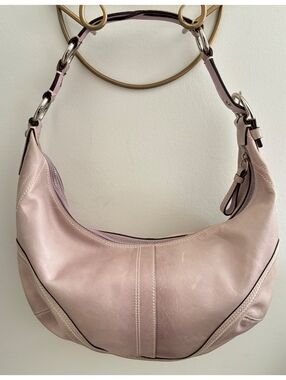 Vintage Coach (2006) Rare Soho Hobo in Lilac + Coach Dust Bag!